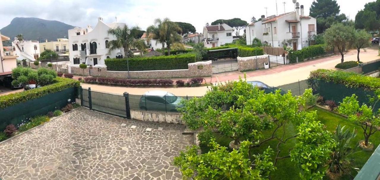 Vila Domus Thalia Sperlonga Exteriér fotografie
